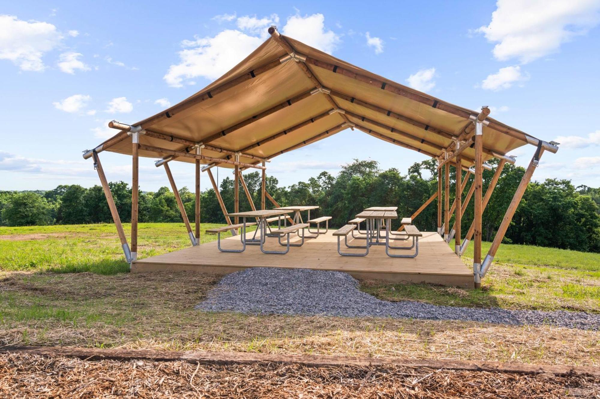 The Lodges At Eden Reserve - Pet Friendly Cabins Near Ark Williamstown Exterior foto